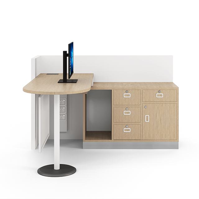L Shaped Hospital WorkStation with screens