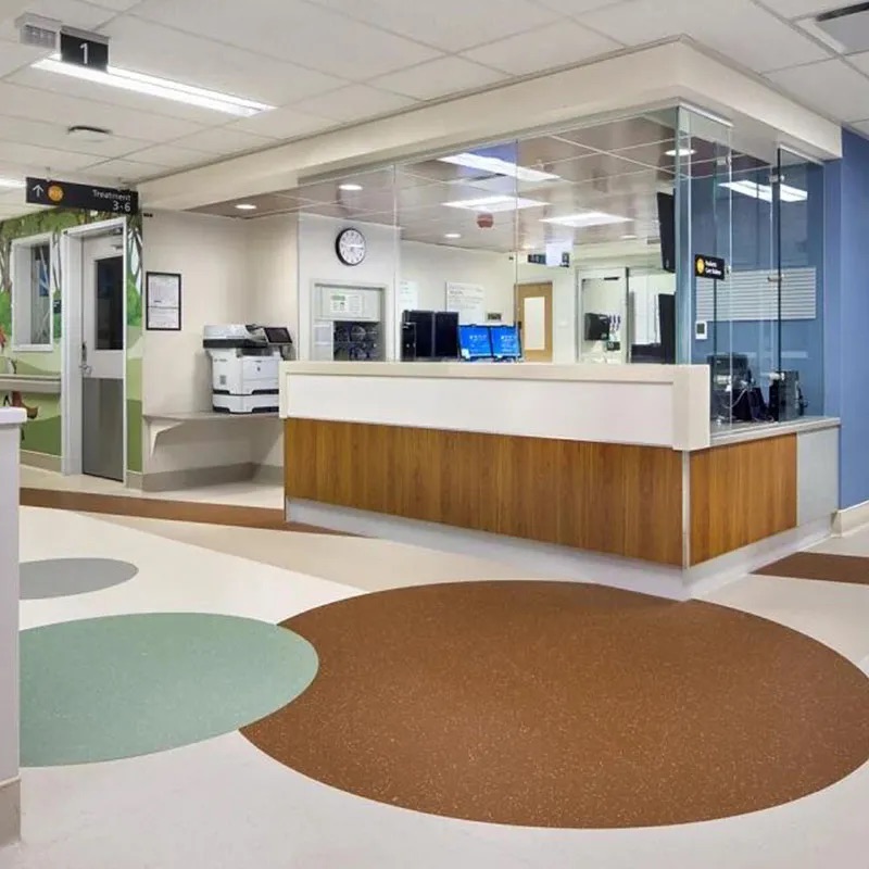 Medical Facility Reception Solutions: Premium Hospital Nurse Stations & Clinical Administrative Desks