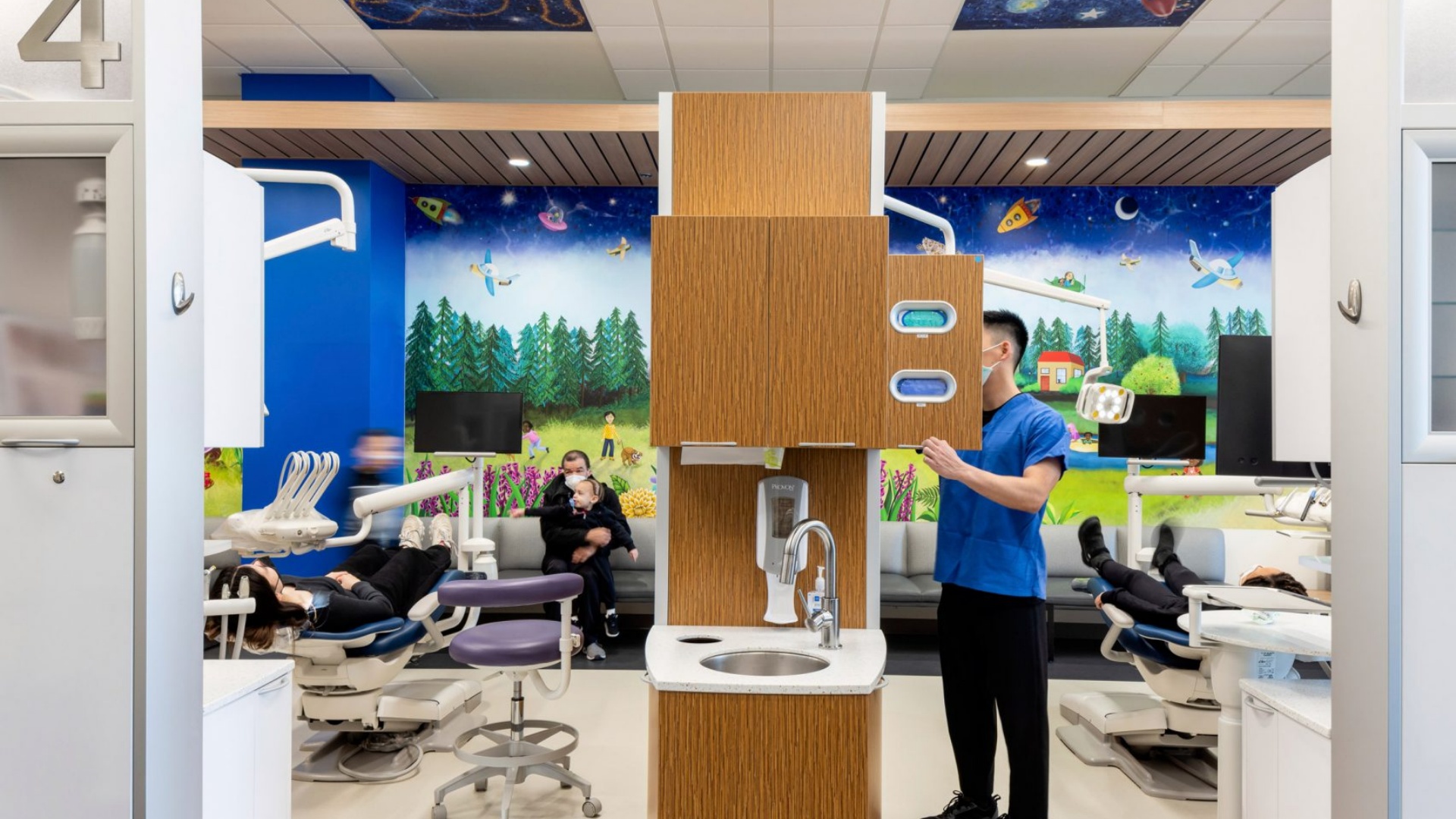 pediatric clinic furniture 2025
