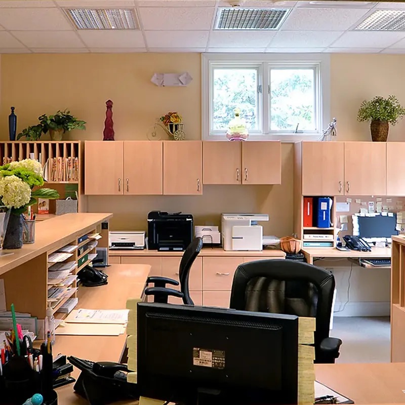 Medical Facility Reception Solutions: Premium Hospital Nurse Stations & Clinical Administrative Desks